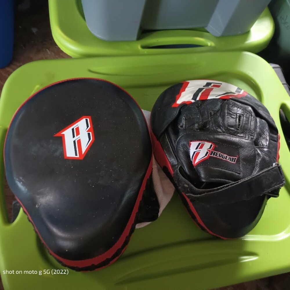 Rev Gear Focus Mits